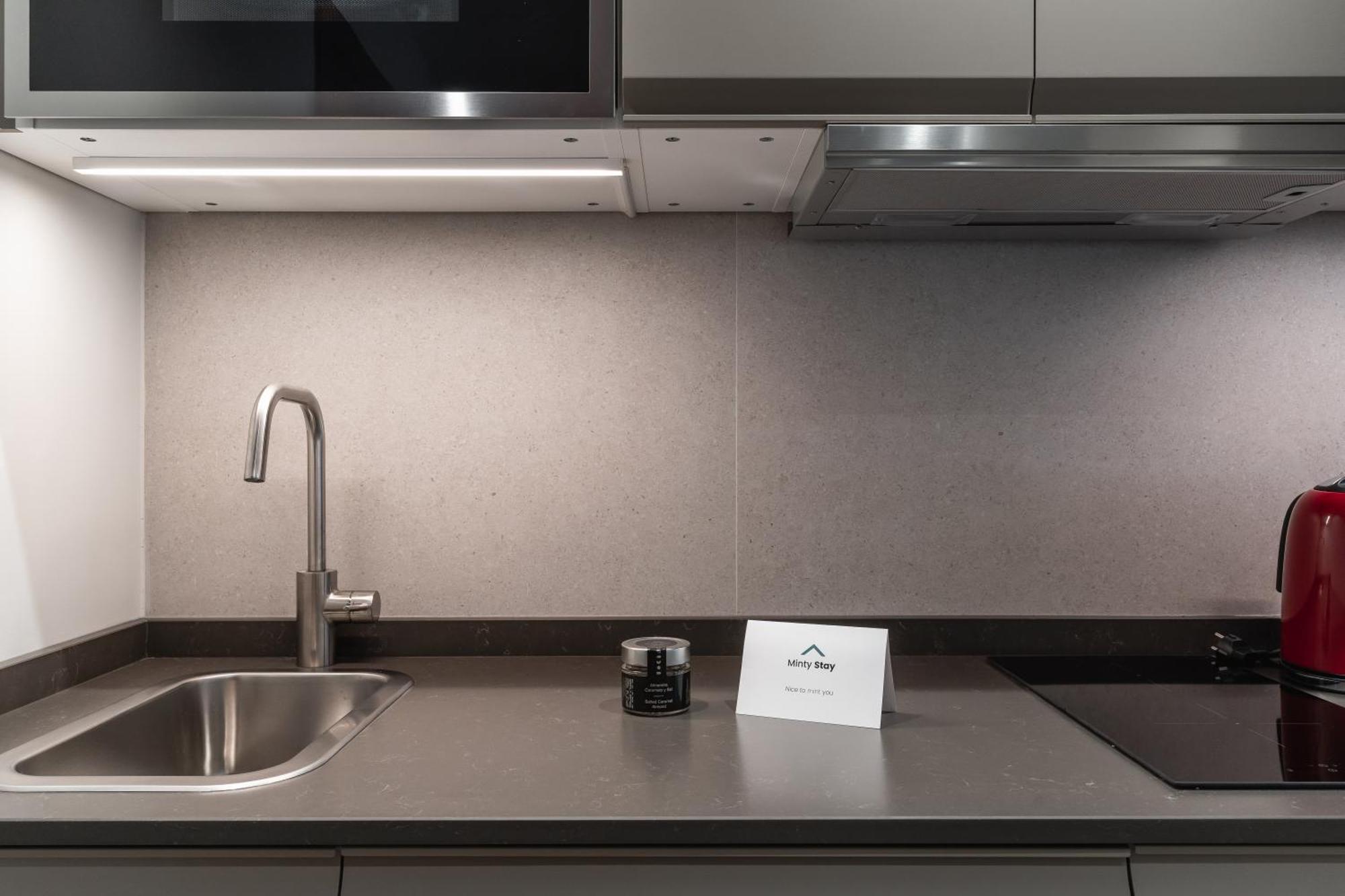 Laurel-Mintystay Apartments Madrid Esterno foto
