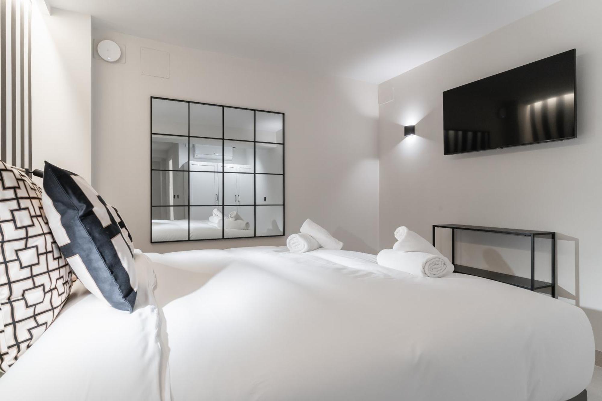 Laurel-Mintystay Apartments Madrid Esterno foto